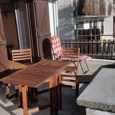 Apartment House With A View In Sauze Doulx *